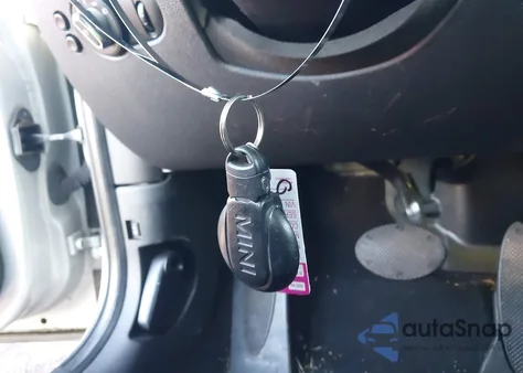 2016 Mini Hardtop Cooper из США, поврежденный, VIN WMWXU1C54G2D09369